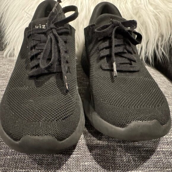 Kizik Athens Blackout Black Sneakers – Women’s 8.5 – Great Condition - Picture 3 of 6
